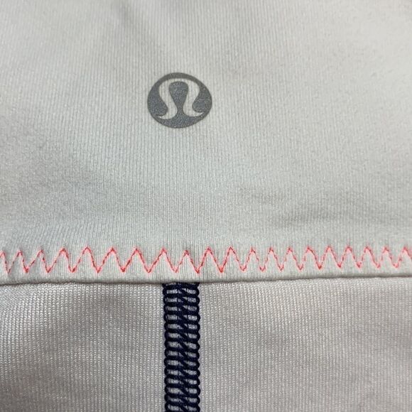 Lululemon Scoop Me‎ Up Tank Mirage Indigo /White 4 - Picture 9 of 11